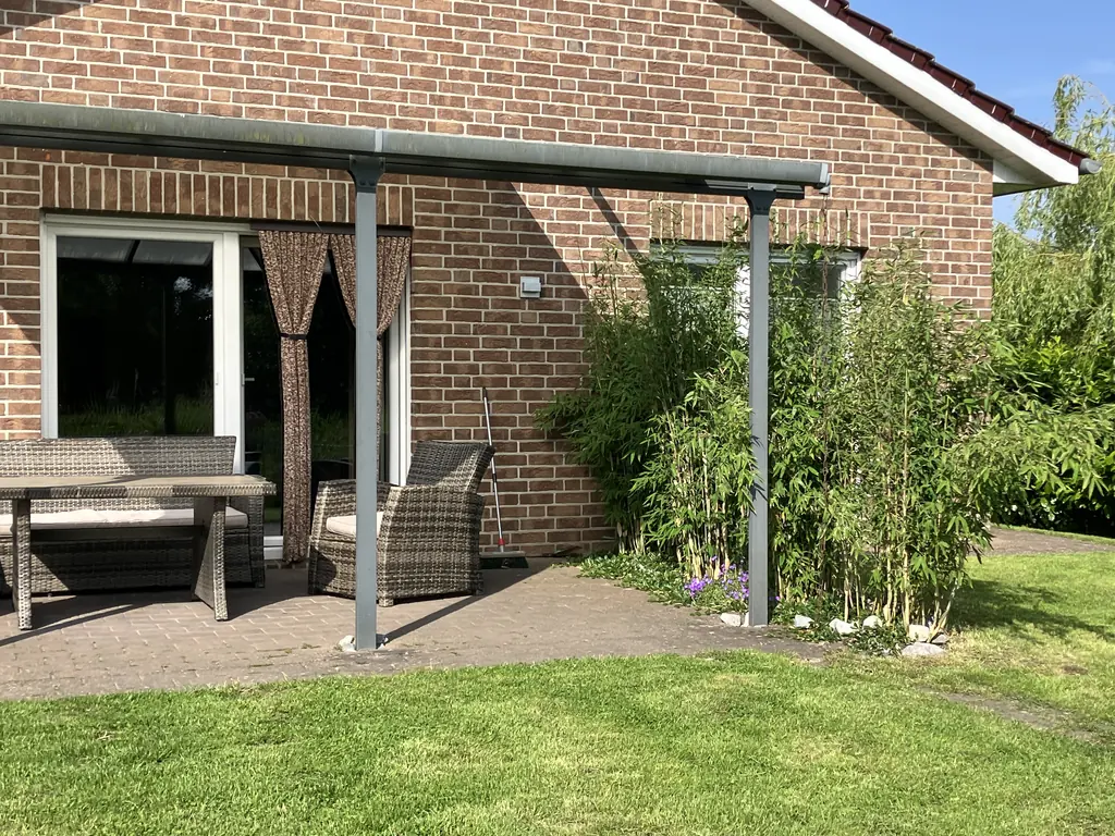 Ferienhuus mit Terrasse und Garten